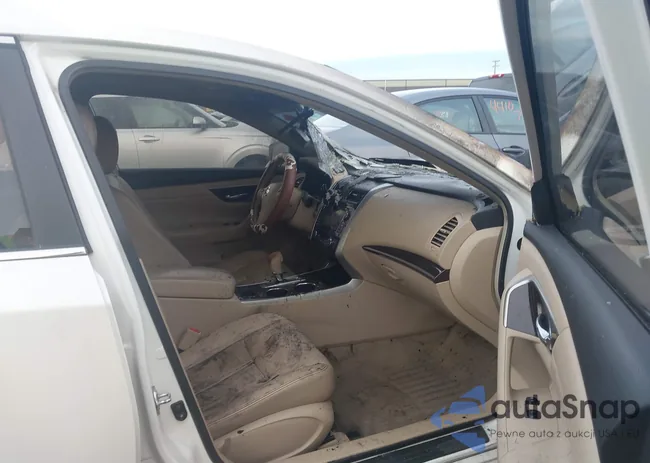 1N4AL3AP3DC193246: 44111215