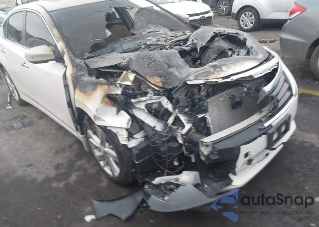 1N4AL3AP3DC193246: 44111215