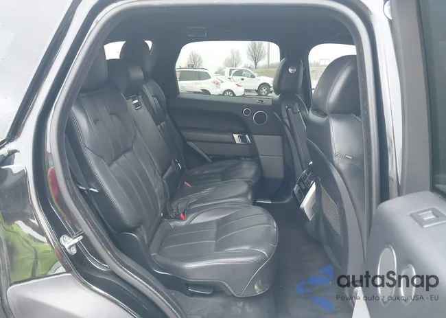 SALWR2PFXGA117717: 44111228