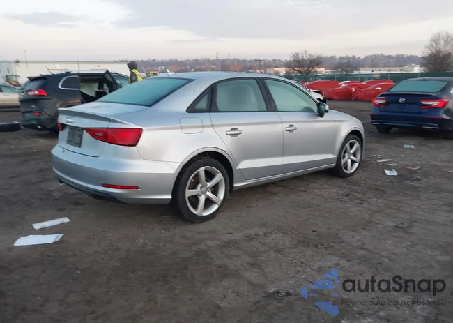 WAUACGFF5F1030904: 44111253