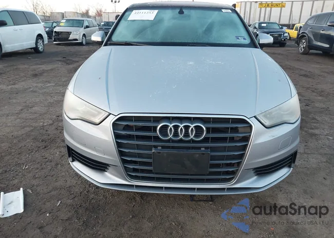 WAUACGFF5F1030904: 44111253