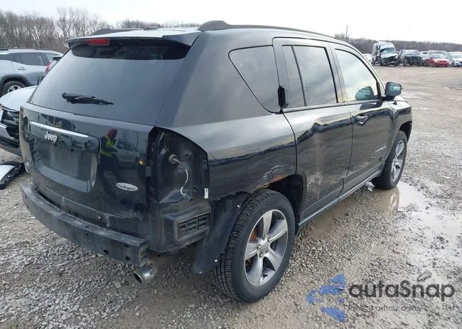 1C4NJCEAXGD802810: 44111263