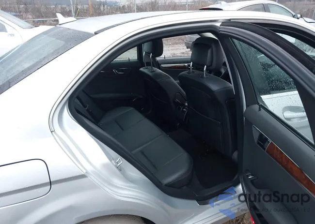 WDDGF81X69F216331: 44111273