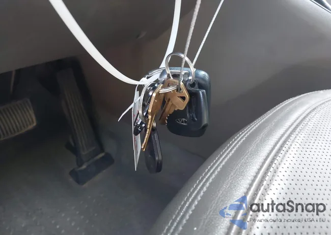 KNDPC3A24C7184474: 44111306