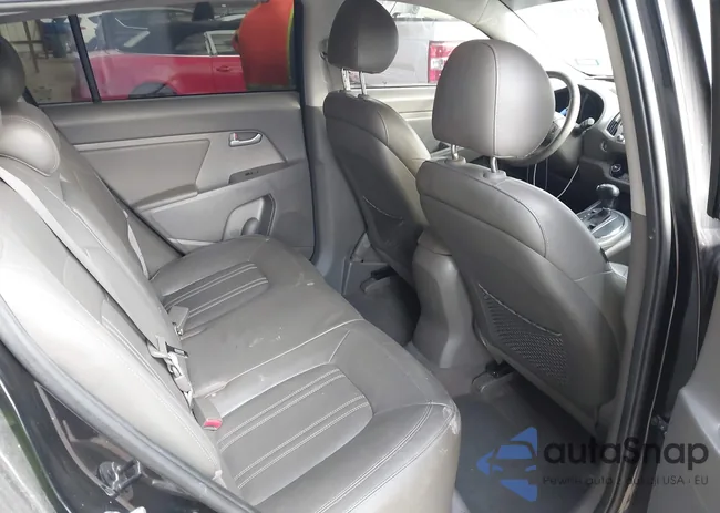 KNDPC3A24C7184474: 44111306