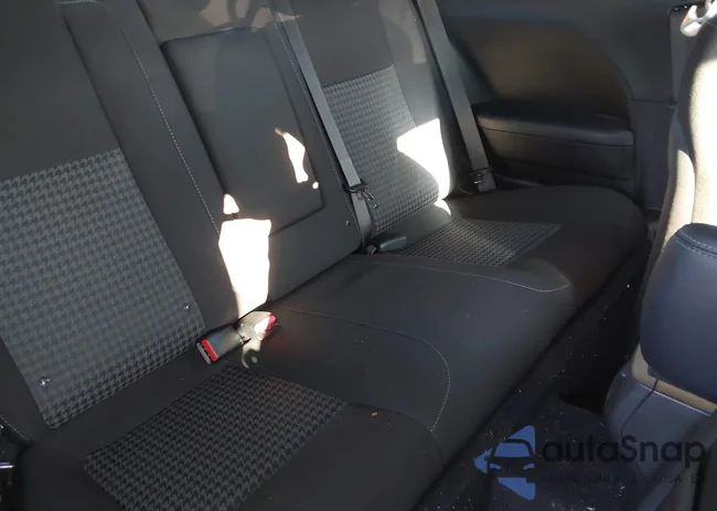 2C3CDZJG0PH625686: 44111361