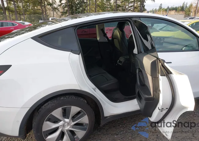 5YJYGDED7MF111122: 44111362