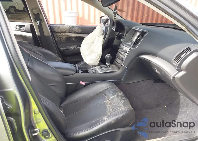 JN1CV6AR0DM358778: 44112630