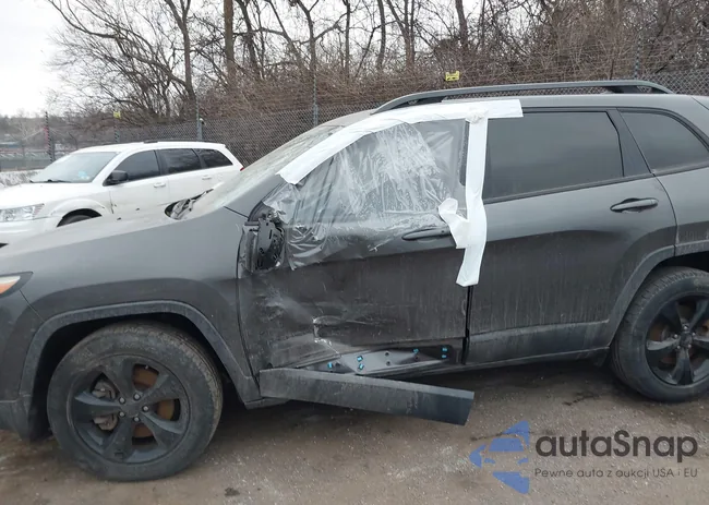 1C4PJMDS4GW327961: 44112719