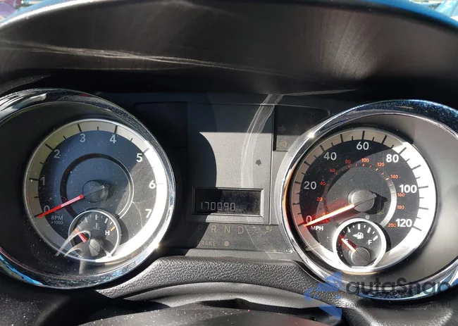 2C4RDGCG7CR263710: 44112738