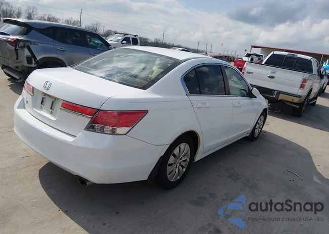 1HGCP2F36CA016807: 44112744