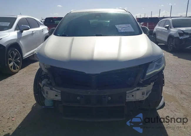 5LMCJ2C95HUL33680: 44112798