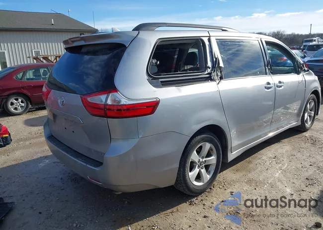 5TDKZ3DC4JS945469: 44112946