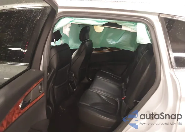 2LMPJ8LPXKBL19488: 44112949