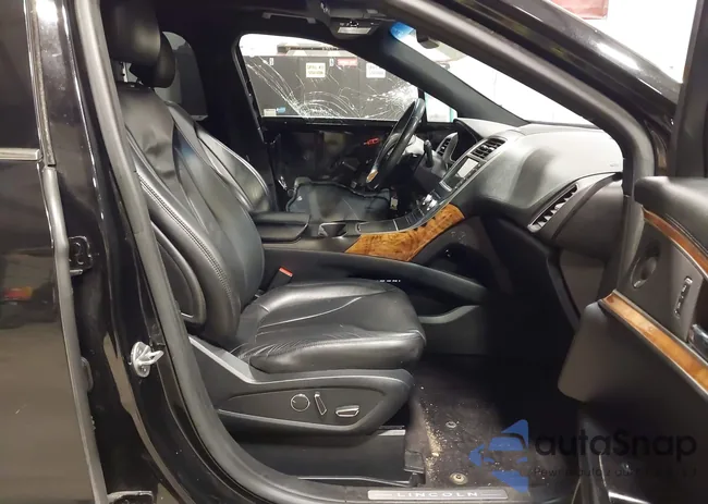 2LMPJ6LR3HBL12834: 44112178