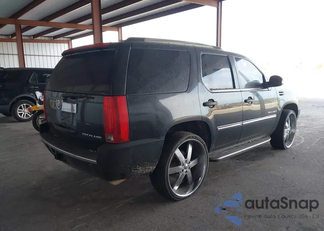 1GYFK638X8R155522: 44112223