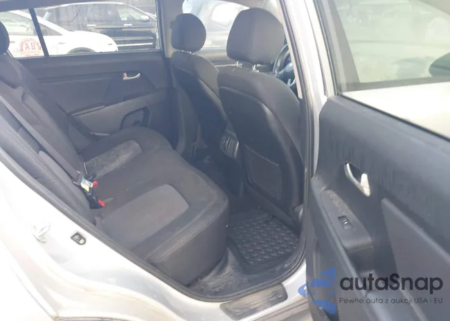 KNDPC3AC2F7786903: 44112310