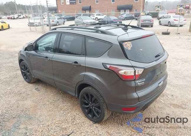 1FMCU9GD0JUC26933: 44112321