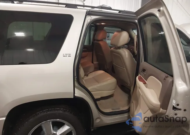 1GNSKCE00DR287877: 44112417