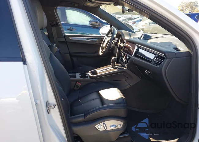 WP1AA2A53SLB04554: 44112502