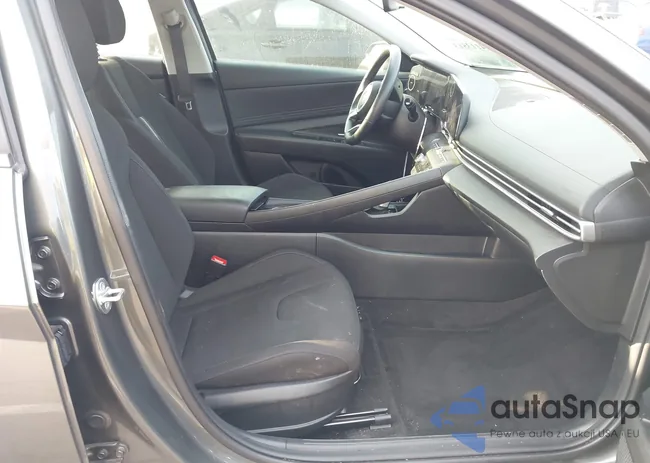 KMHLS4DG9RU780815: 44113513