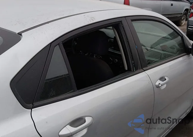 3KPA24AD7ME406653: 44113523