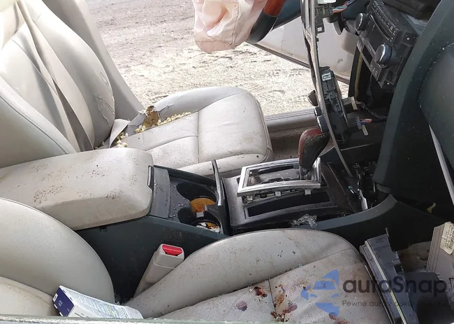 2C3LA53G76H208739: 44113553