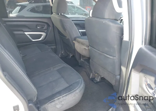 1N6AA1EJ5JN524447: 44113595