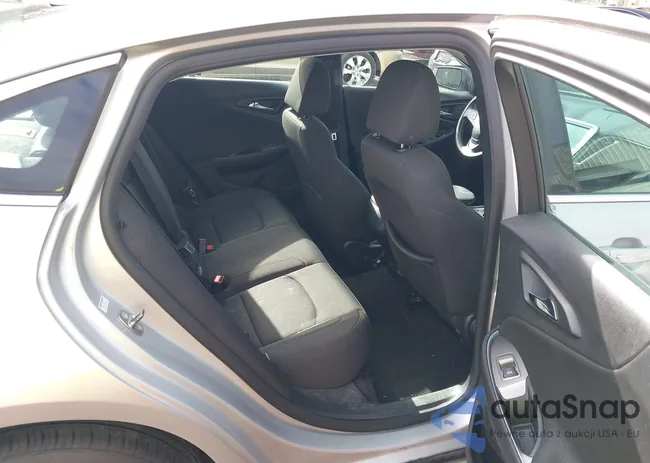 1G1ZB5ST4HF279783: 44113706