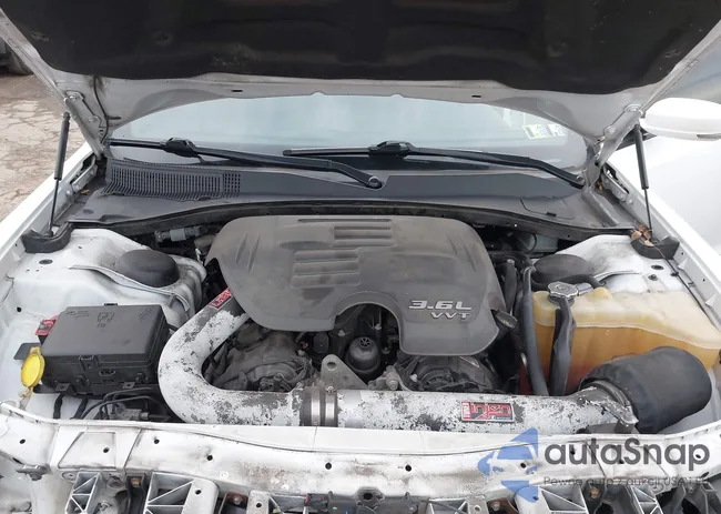 2C3CCAGG8GH329231: 44113771