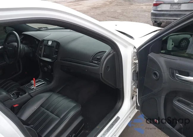 2C3CCAGG8GH329231: 44113771