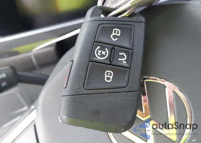 3VVNB7AXXRM205129: 44113902