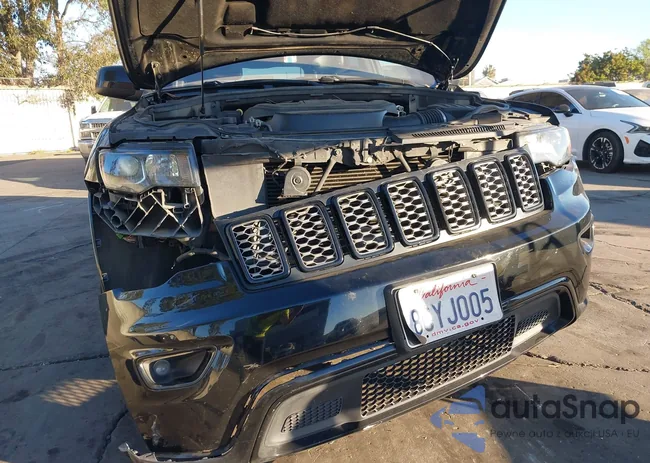 1C4RJFAG2JC358171: 44113931