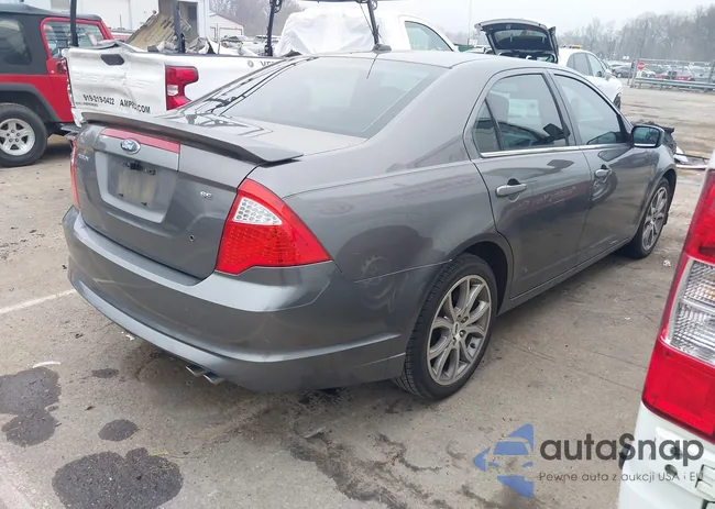 3FAHP0HA4BR146793: 44113934