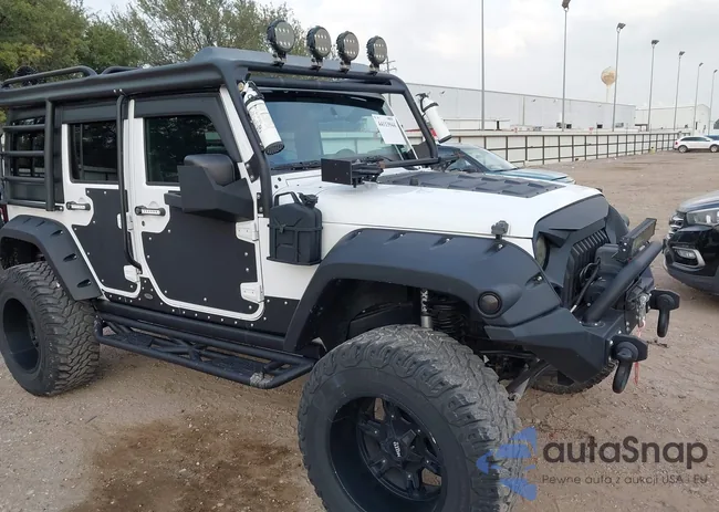 1C4HJWDG5JL928929: 44113944