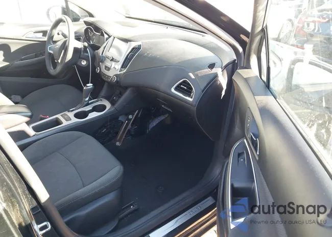 1G1BC5SM6H7173837: 44113110