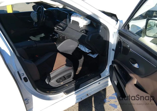 58AEA1C12NU018372: 44113124