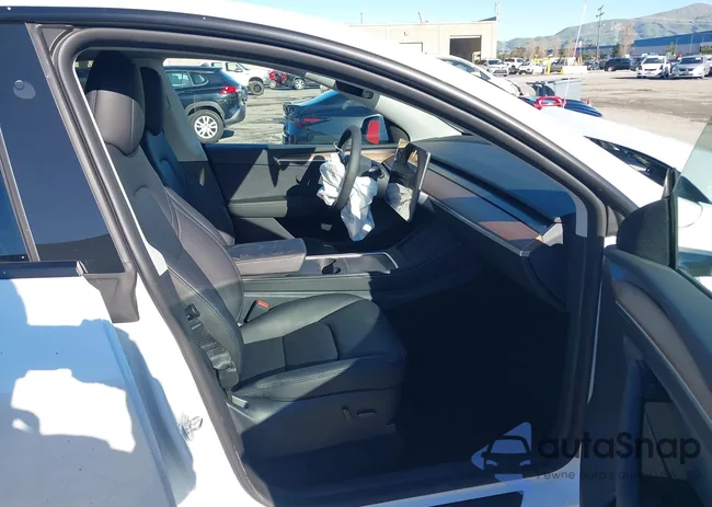 7SAYGDED4SF277310: 44113228