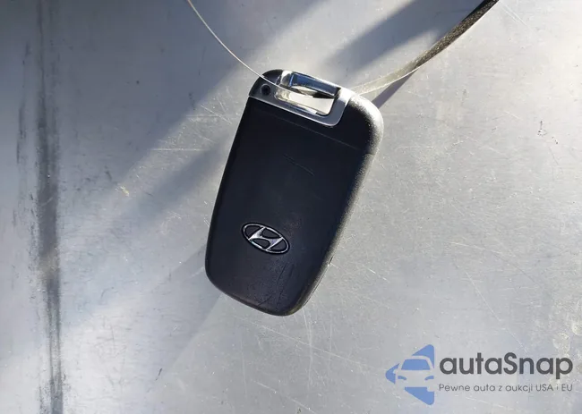 KMHTC6AE2FU234753: 44113279