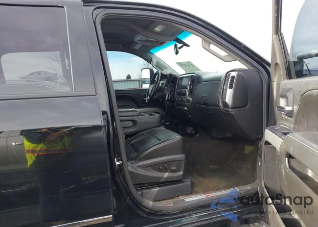 1GC1KWE88FF193925: 44113350