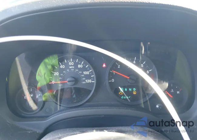 1C4NJRFBXCD541828: 44113409