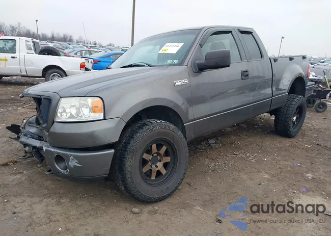 1FTRX04W18KB72300: 44113416