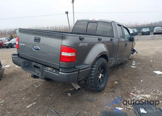 1FTRX04W18KB72300: 44113416