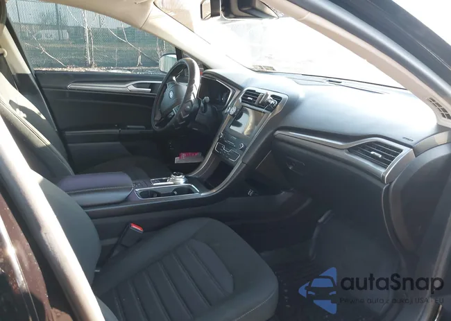 3FA6P0LU2LR178460: 44113476