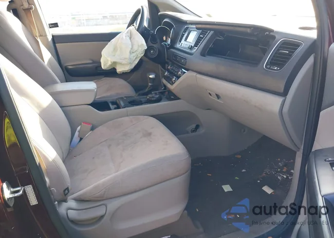 KNDMB5C16J6383146: 44113478