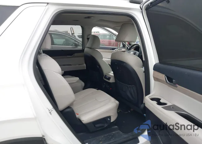 KM8R44HE4NU403042: 44114551