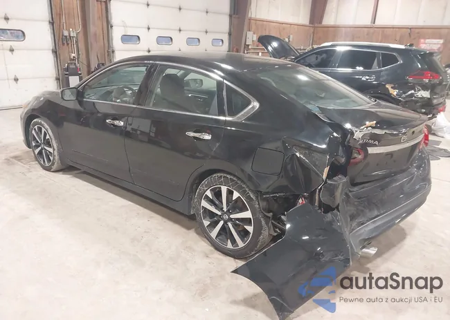 1N4AL3AP6JC112137: 44114552