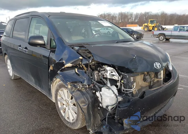 5TDDK3DC1CS037027: 44114638