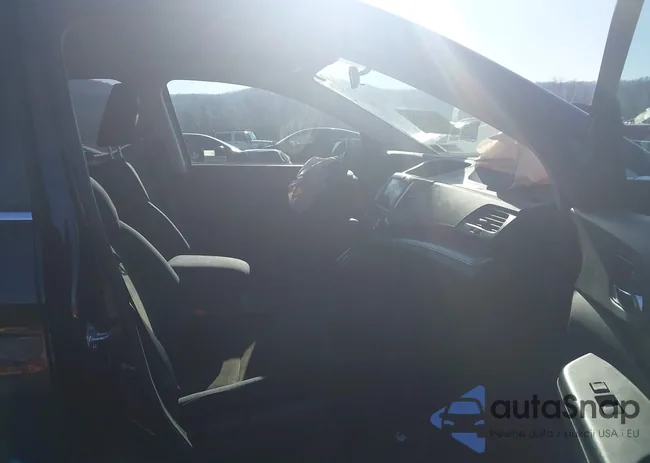 2HKRM4H51GH700643: 44114687