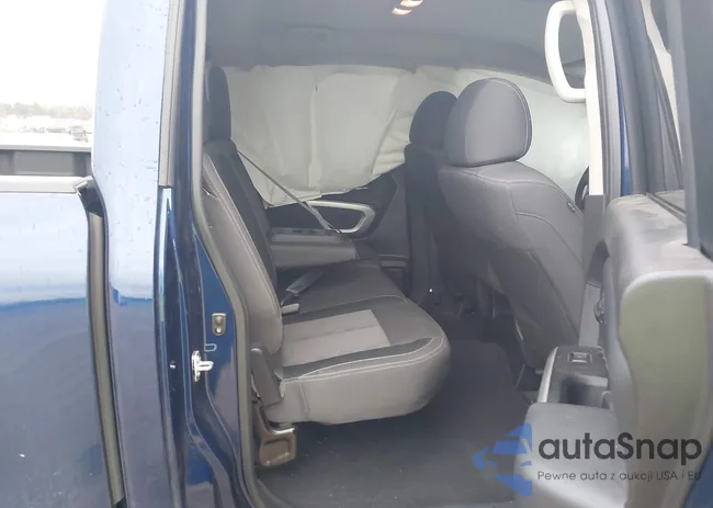 1N6AA1EC3RN103744: 44114767